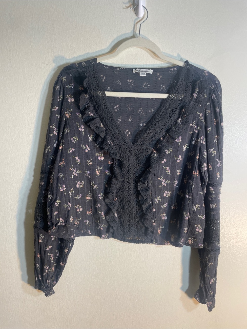 American Eagle Outfitters Black Floral V-Neck Lace Ruffle Blouse
